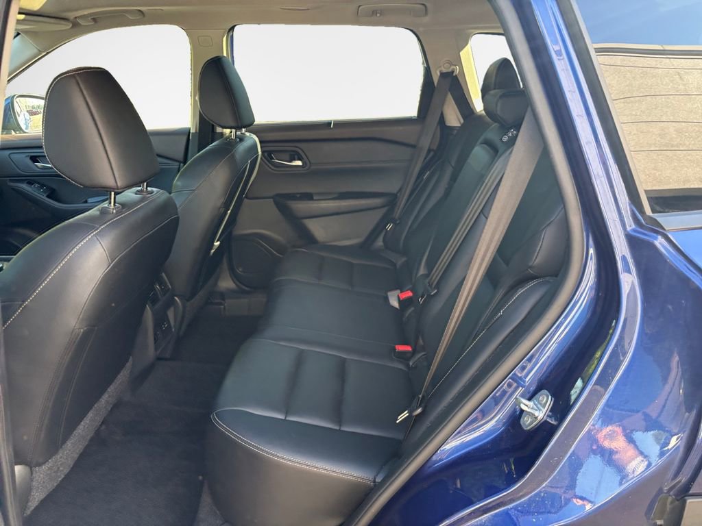 Used 2023 Nissan Rogue SL w/ SL Premium Package image 24