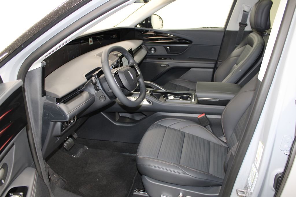 New 2026 Lincoln Nautilus Reserve w/ Jet Appearance Package image 22