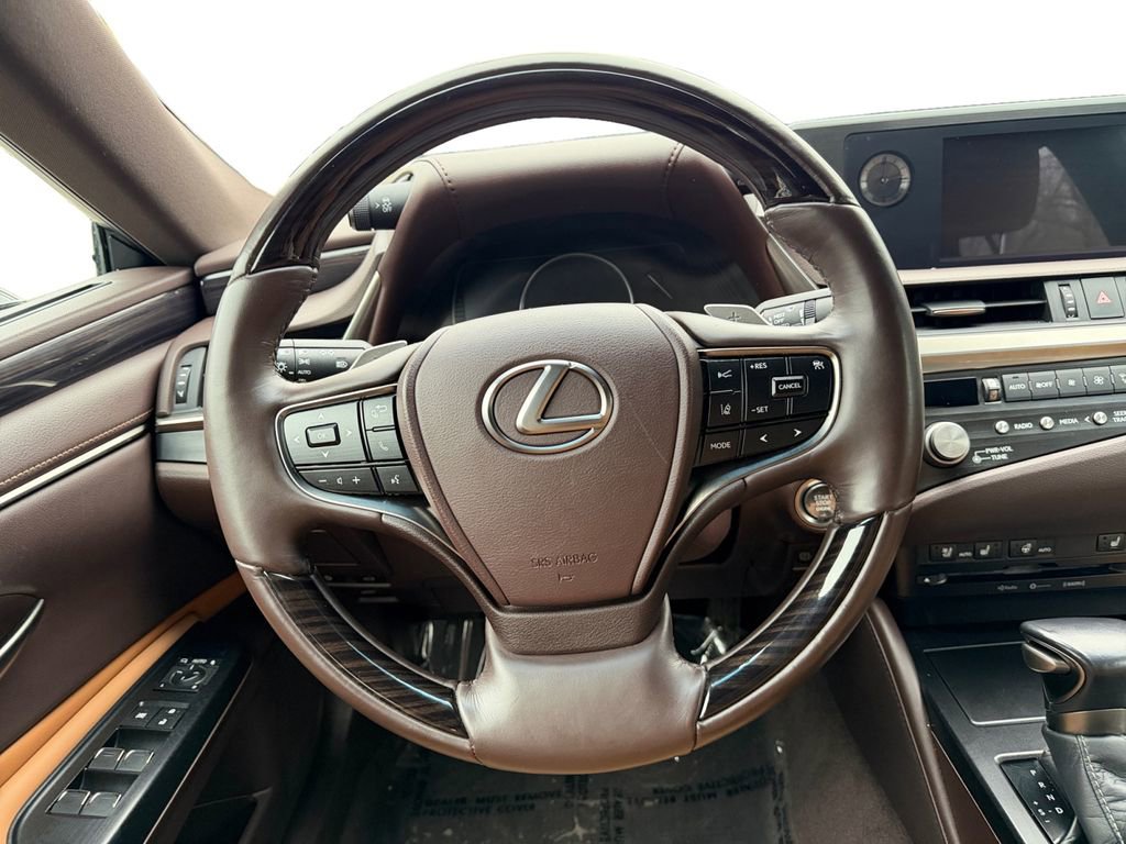 Used 2021 Lexus ES 250 w/ Premium Package image 12