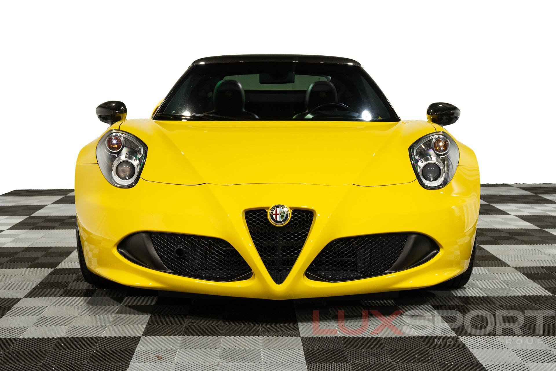 Used 2016 Alfa Romeo 4C Spider RWD image 5