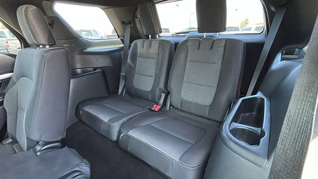 Certified 2018 Ford Explorer XLT FWD image 17