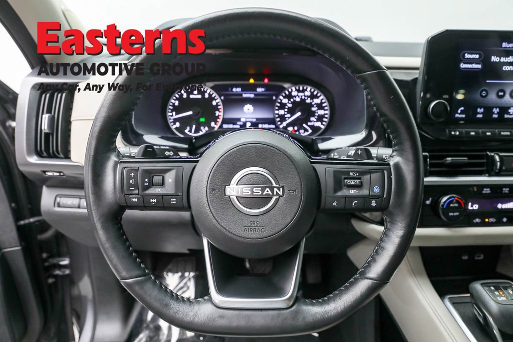 Used 2023 Nissan Pathfinder SL w/ SL Premium Package image 10