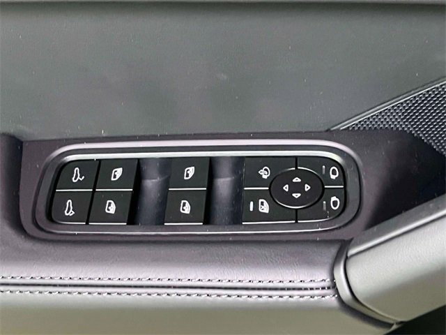 New 2025 Porsche Cayenne S image 37