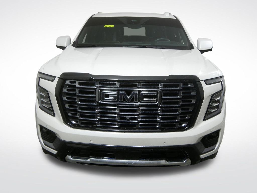 Used 2025 GMC Yukon Denali Ultimate AWD/4WD image 9