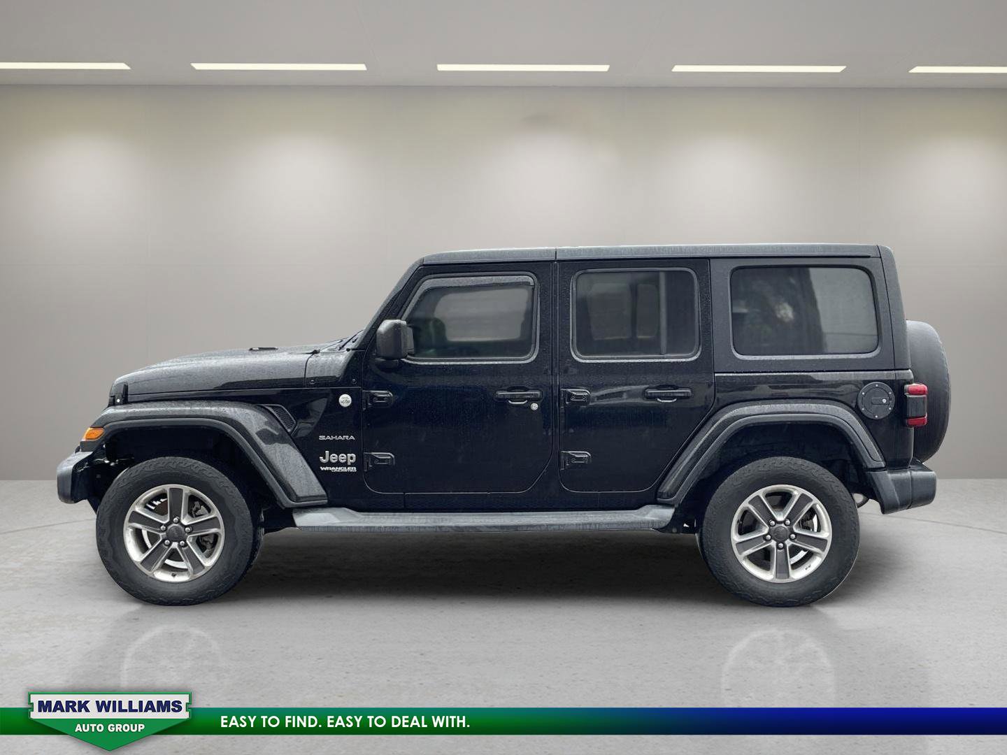 Used 2019 Jeep Wrangler Unlimited Sahara w/ Safety Group image 4
