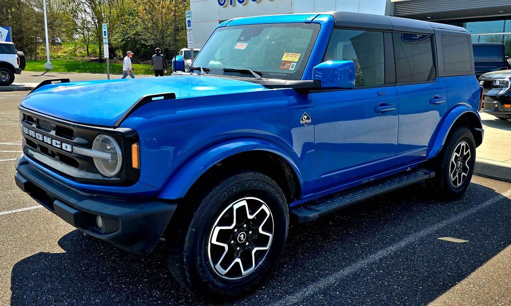 Used 2023 Ford Bronco Outer Banks AWD/4WD image 7