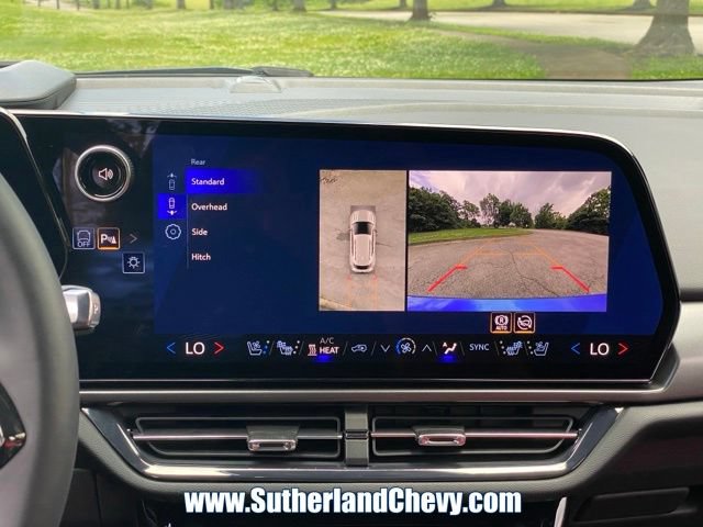 Used 2026 Chevrolet Equinox EV RS w/ Convenience Package II AWD/4WD image 34