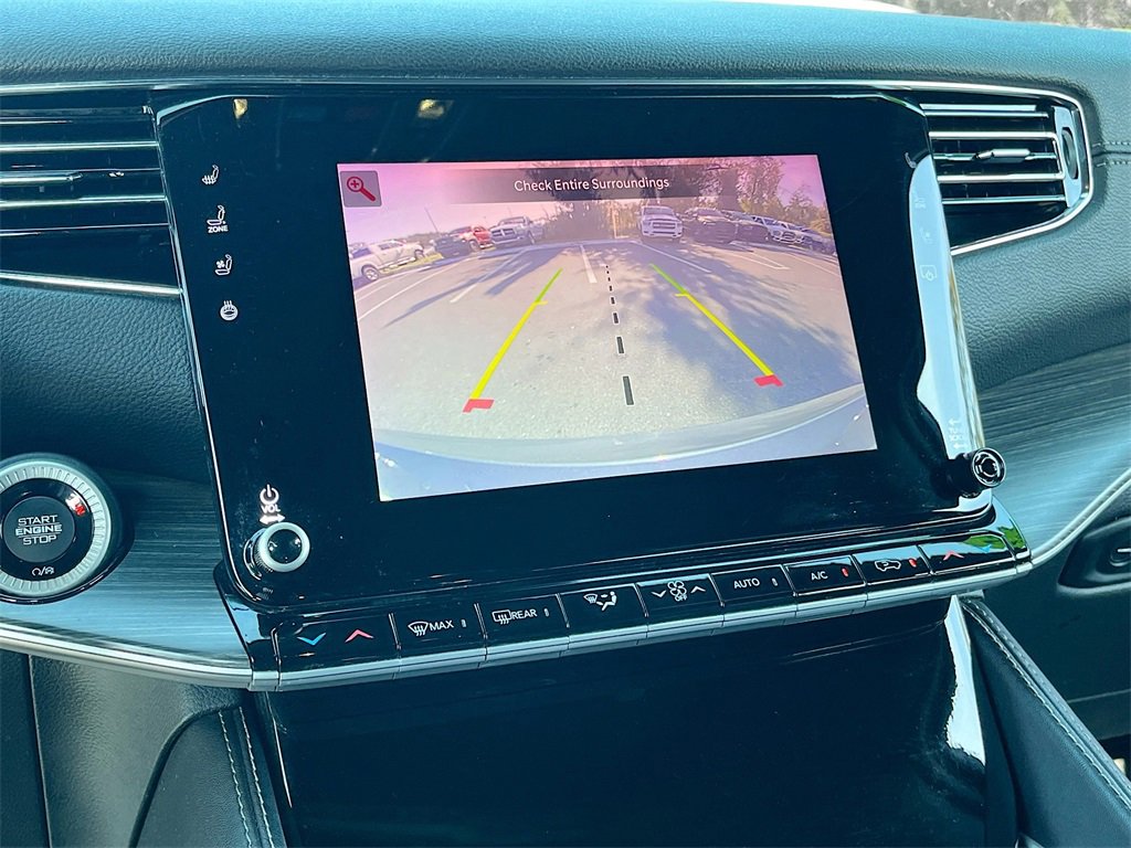 Used 2023 Jeep Wagoneer Series III w/ Preferred Equipment Group image 14