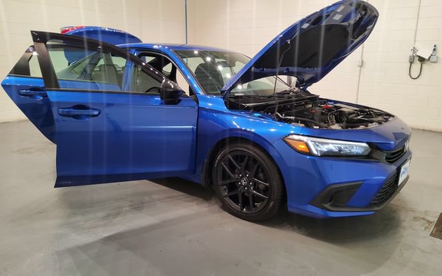 Used 2023 Honda Civic Sport image 10