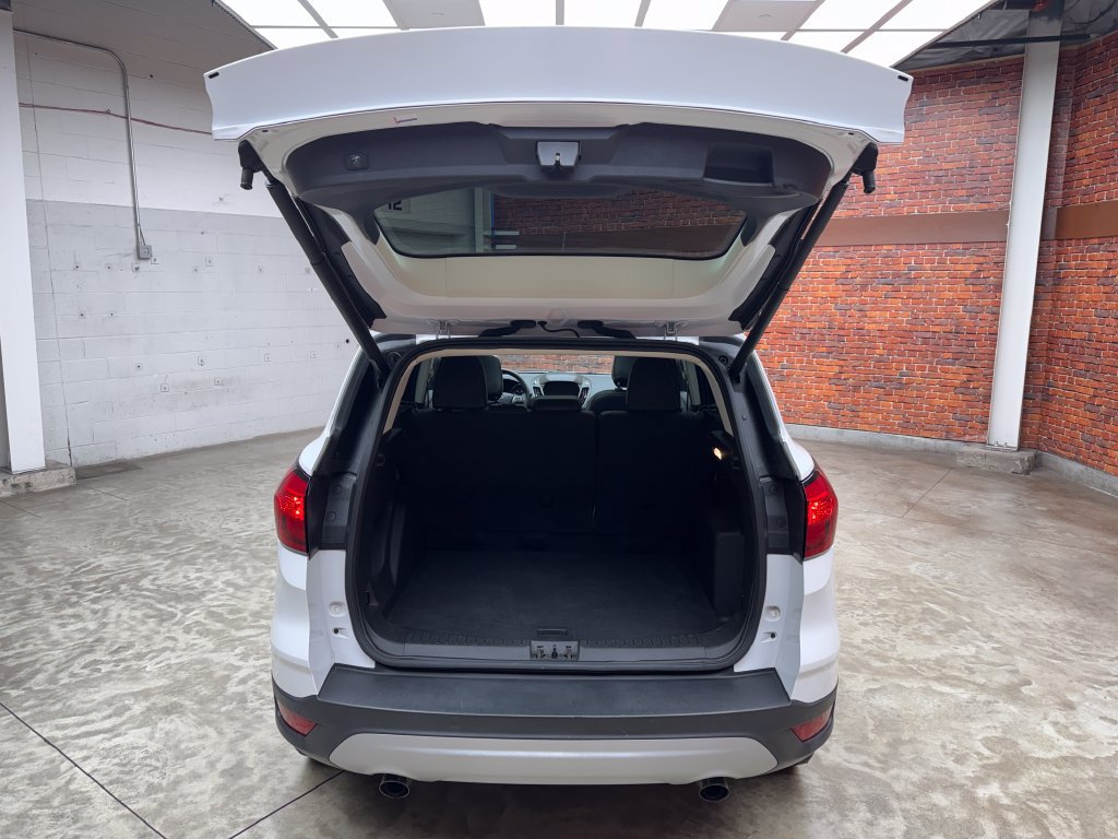 Certified 2019 Ford Escape SEL AWD/4WD image 26