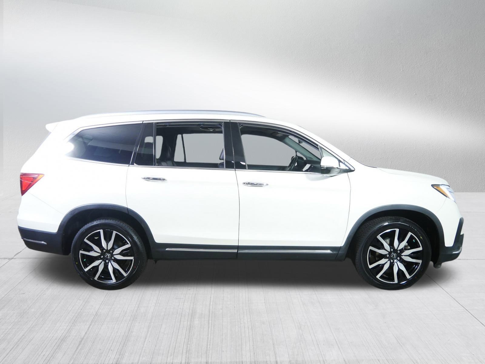 Used 2019 Honda Pilot Touring image 8