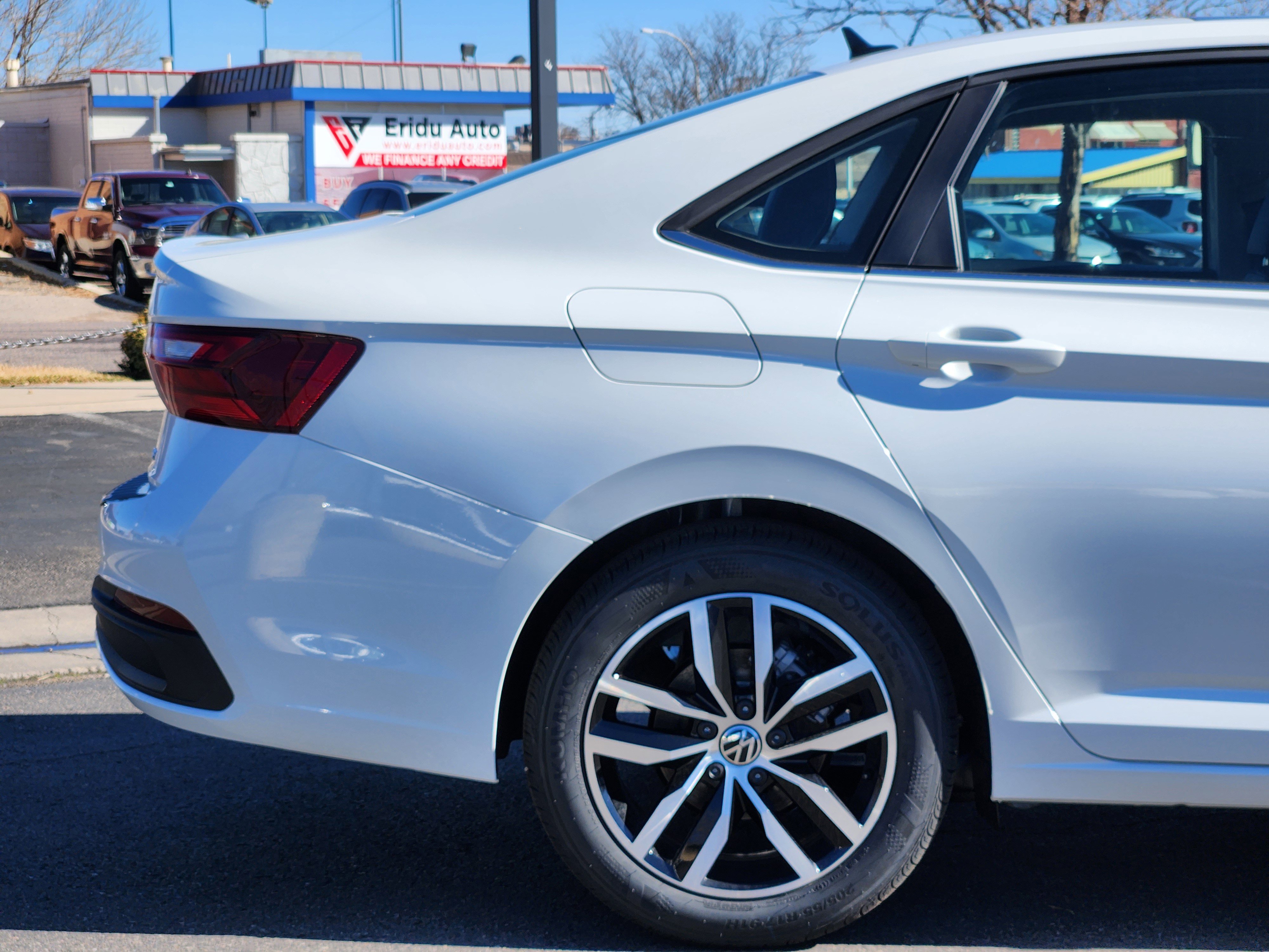 New 2026 Volkswagen Jetta SE image 6