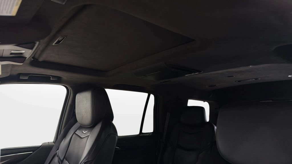 Used 2017 Cadillac Escalade Platinum AWD/4WD image 36