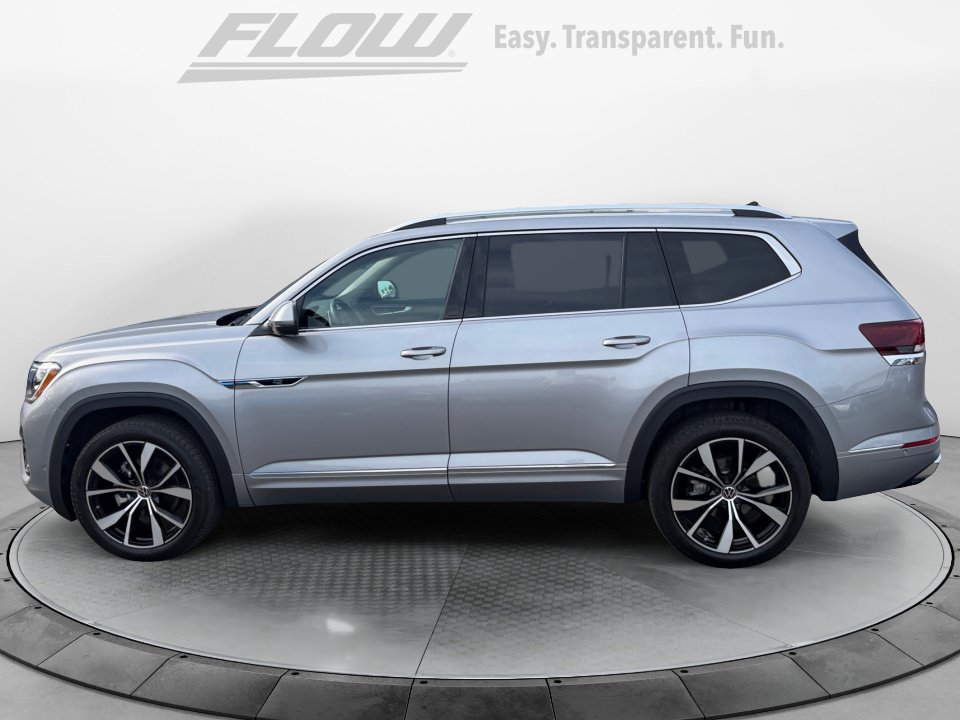 Used 2025 Volkswagen Atlas SEL Premium R-Line AWD/4WD image 4
