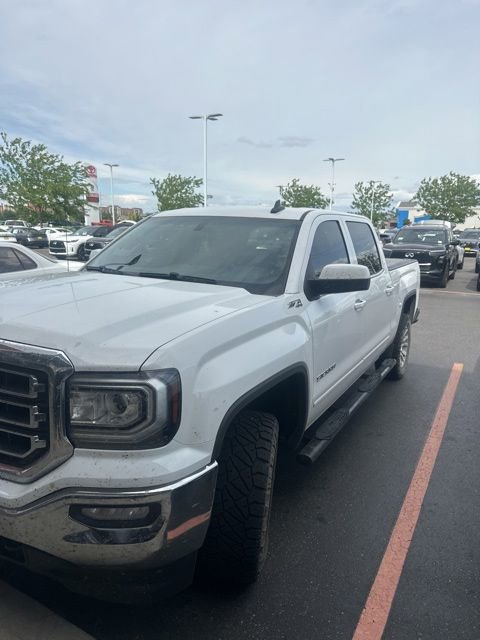 Used 2017 GMC Sierra 1500 SLE w/ SLE Value Package AWD/4WD image 14