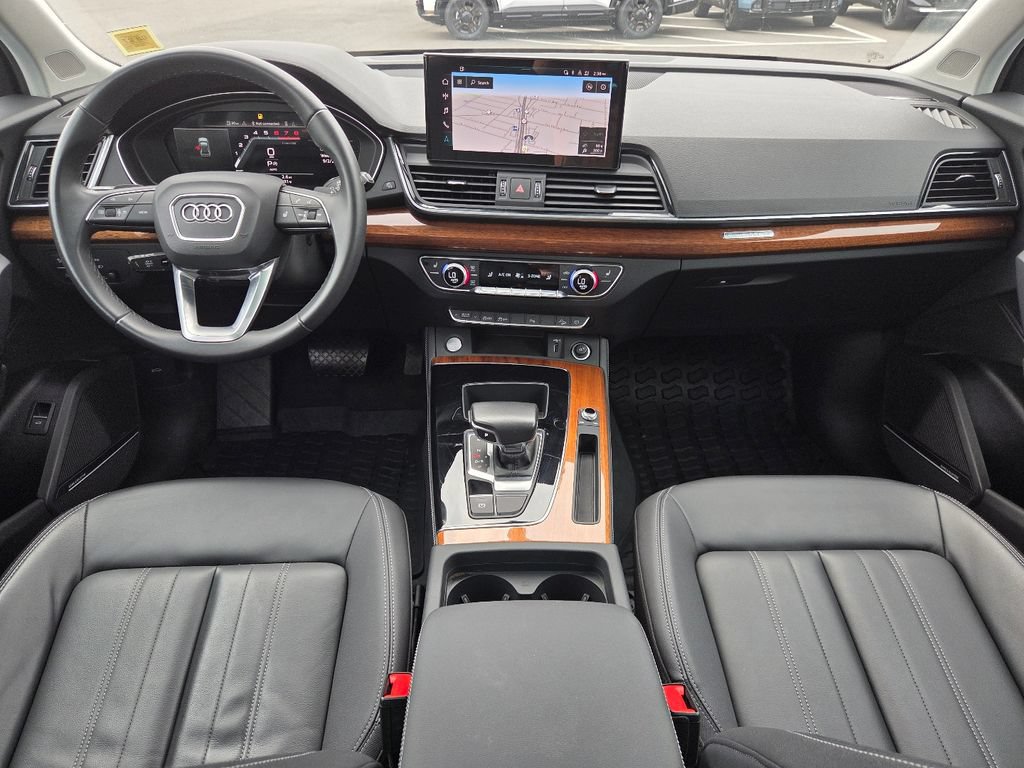 Used 2023 Audi Q5 Premium Plus w/ Premium Plus Package AWD/4WD image 12