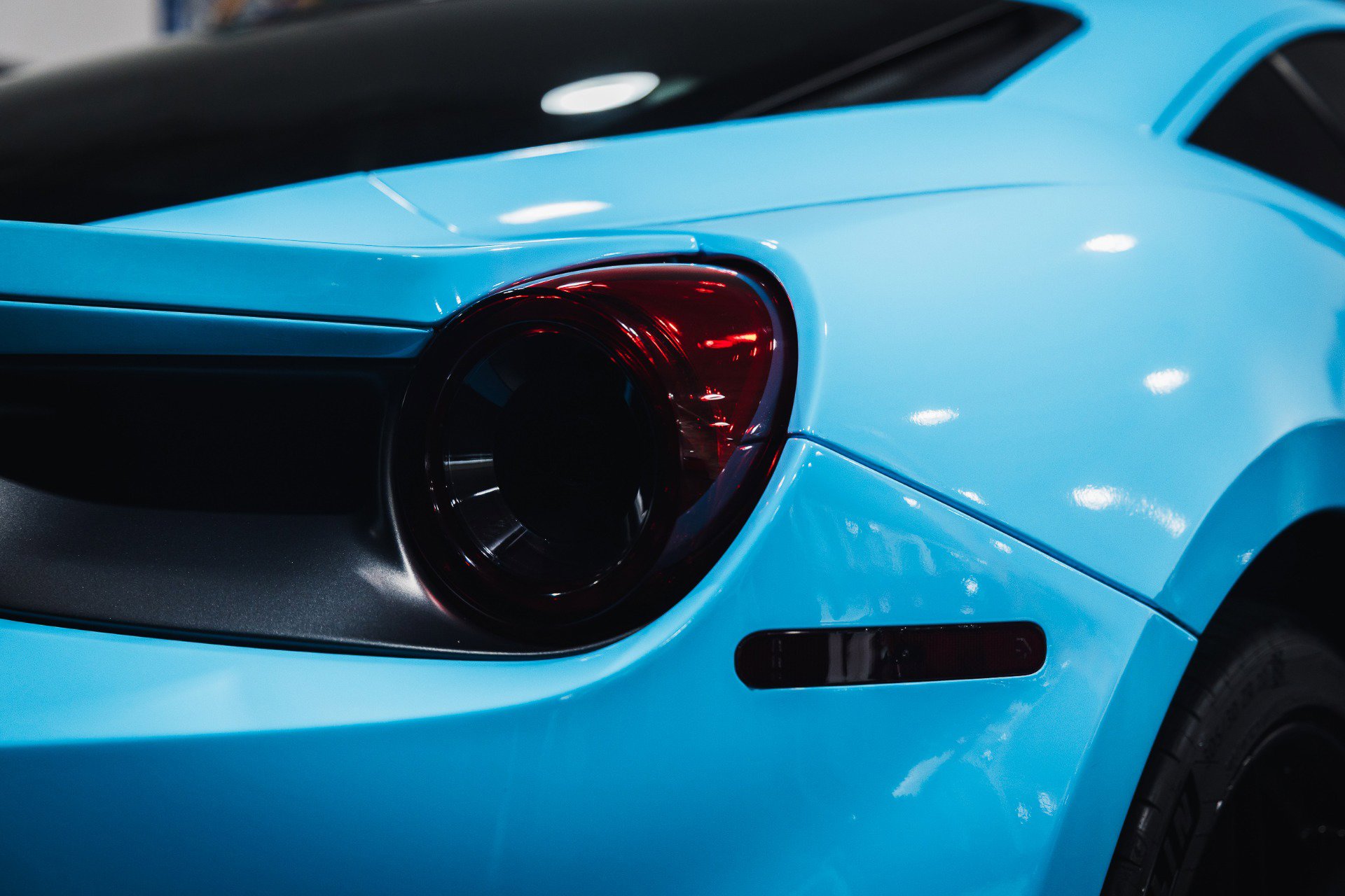 Used 2017 Ferrari 488 GTB image 25