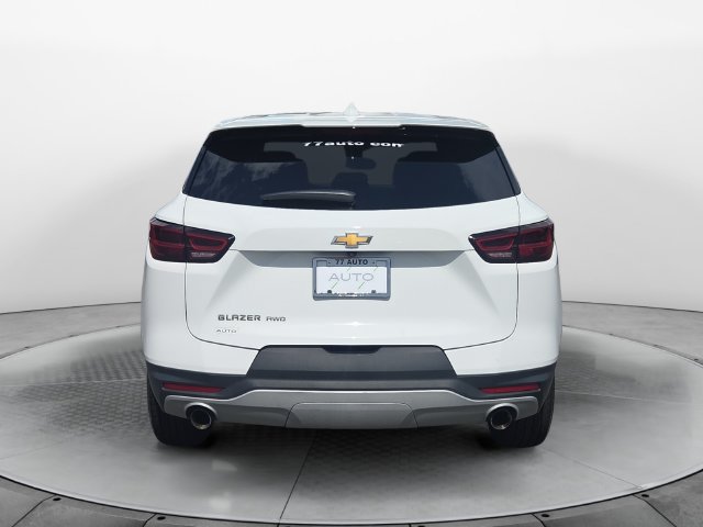 Used 2023 Chevrolet Blazer LT AWD/4WD image 4