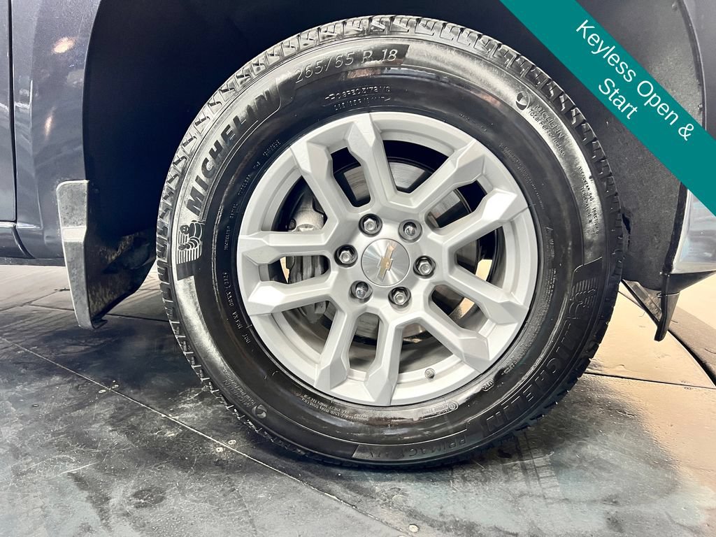 Used 2024 Chevrolet Silverado 1500 LT AWD/4WD image 11