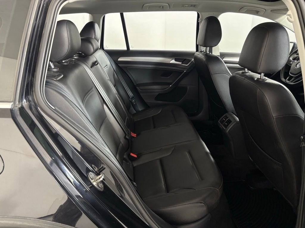 Used 2019 Volkswagen Golf Alltrack SE AWD/4WD image 36