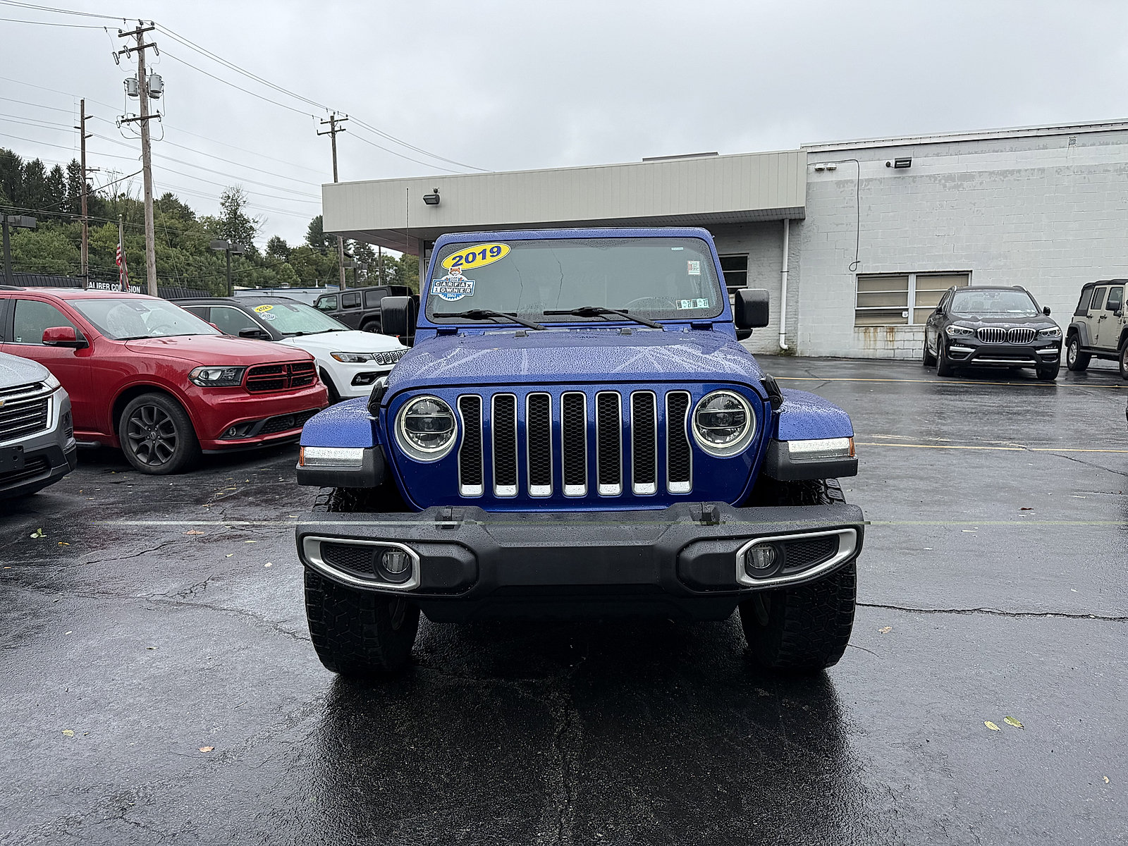 Certified 2019 Jeep Wrangler Unlimited Sahara AWD/4WD image 2