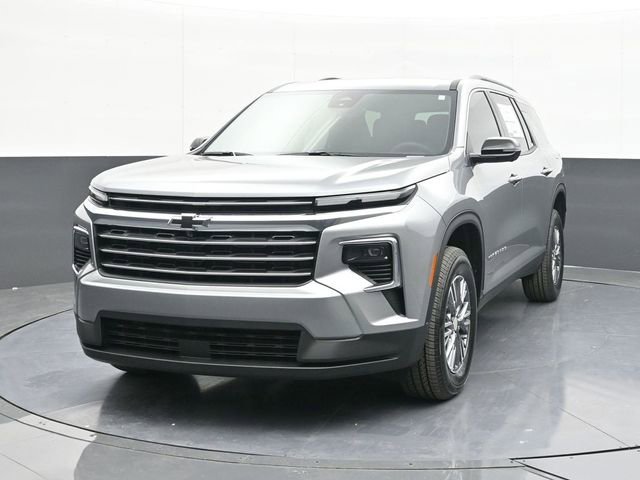 New 2026 Chevrolet Traverse LT w/ Driver Confidence Package image 2