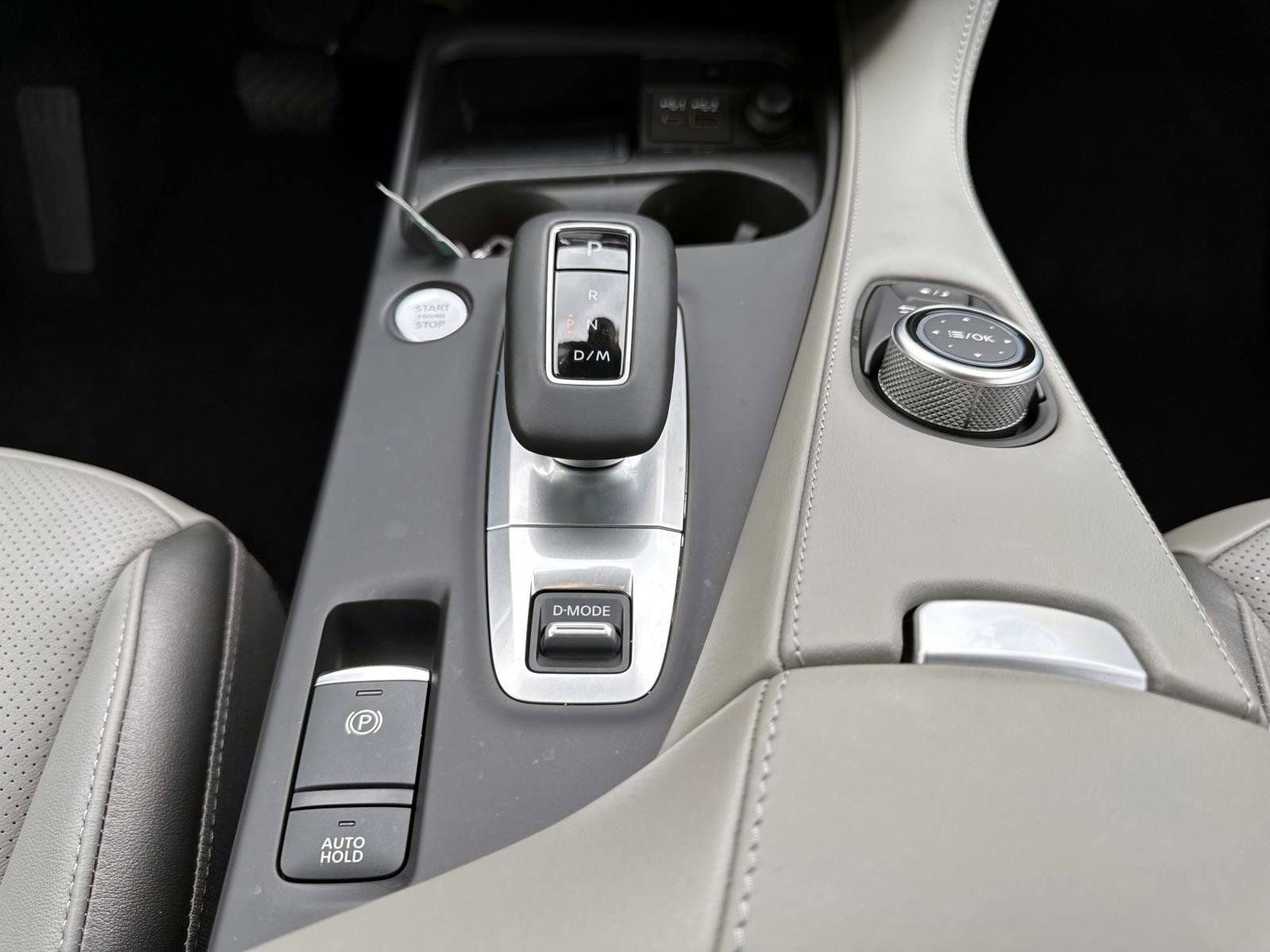 Certified 2025 INFINITI QX50 Luxe w/ Accent Package image 27