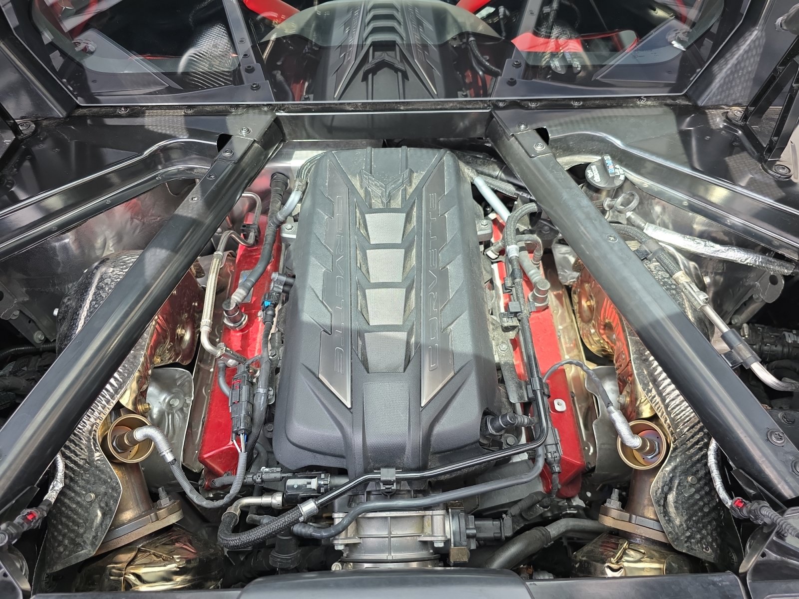 Used 2024 Chevrolet Corvette Stingray Preferred Cpe w/ Z51 Performance Package RWD image 23