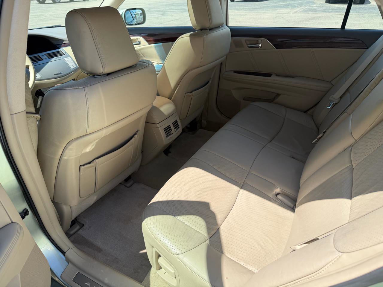 Used 2010 Toyota Avalon XL FWD image 13