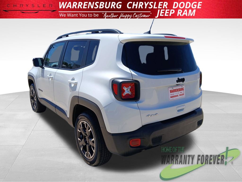 Used 2023 Jeep Renegade Latitude AWD/4WD image 6
