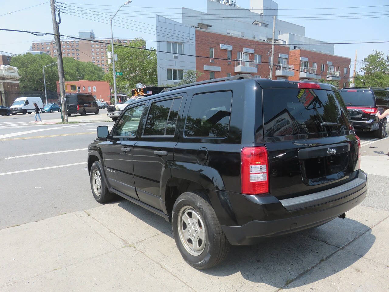 Used 2015 Jeep Patriot Sport FWD image 5