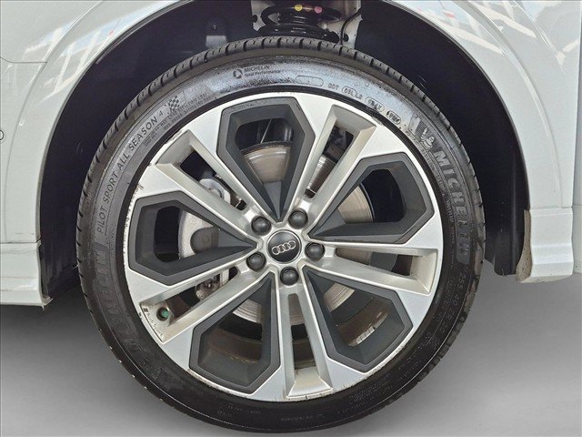Used 2020 Audi Q3 2.0T Prestige AWD/4WD image 25