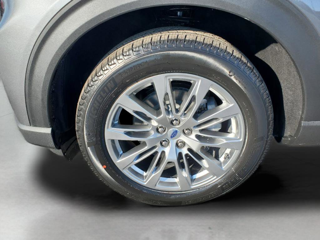 New 2025 Ford Explorer Active w/ Active Comfort Package image 12