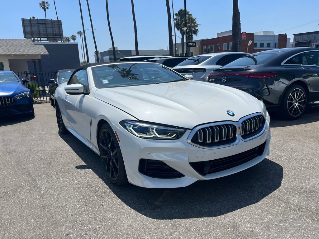 Used 2023 BMW 840i Convertible w/ Comfort Seating Package RWD image 3