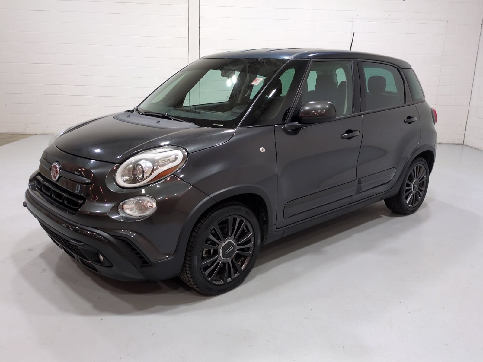 Used 2020 FIAT 500L Trekking FWD image 7
