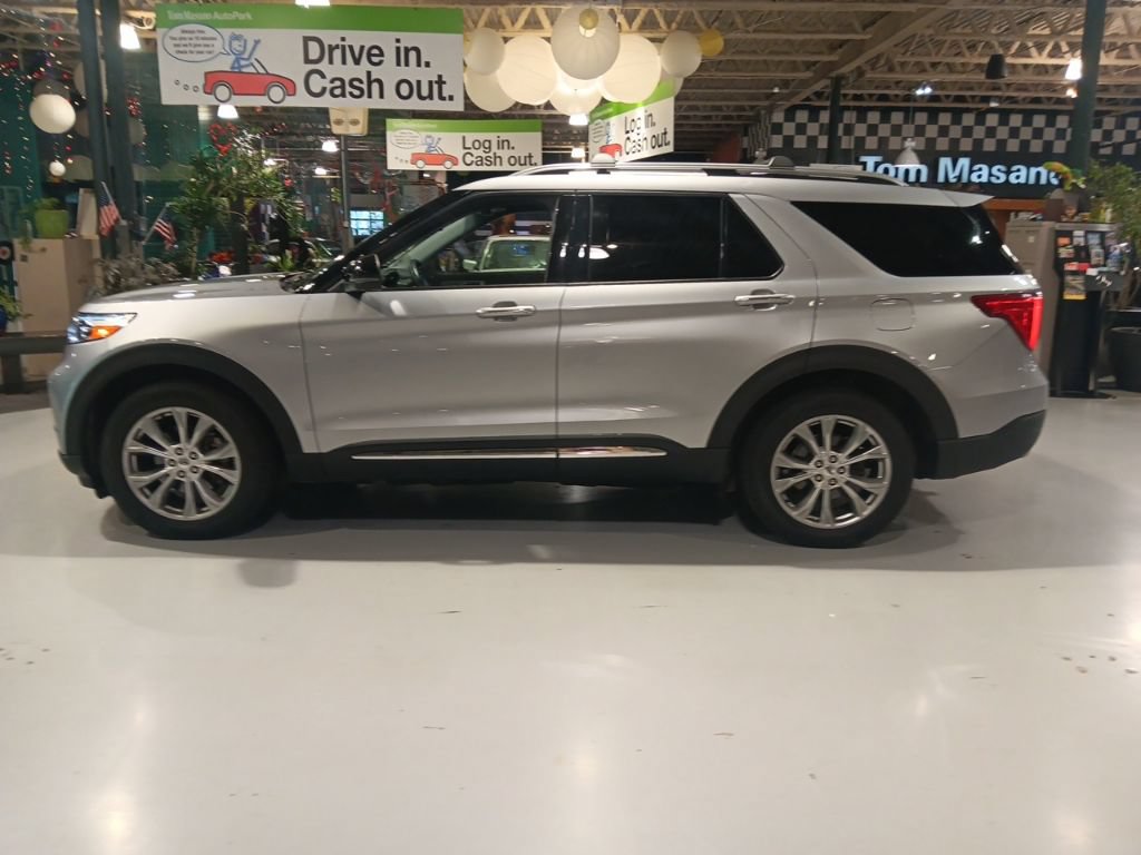 Certified 2020 Ford Explorer Limited AWD/4WD image 16