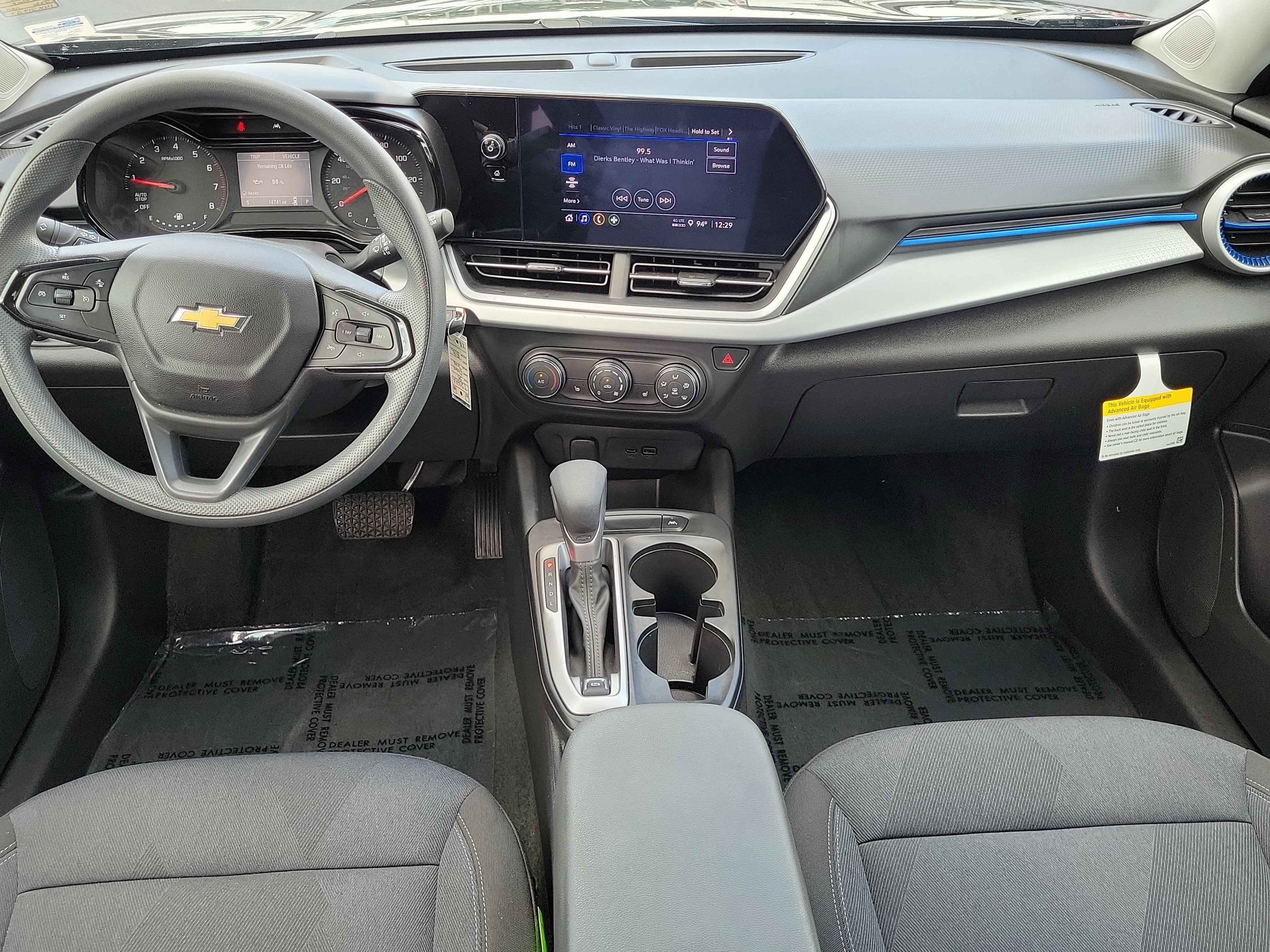 Used 2025 Chevrolet Trax LS w/ LS Convenience Package FWD image 15