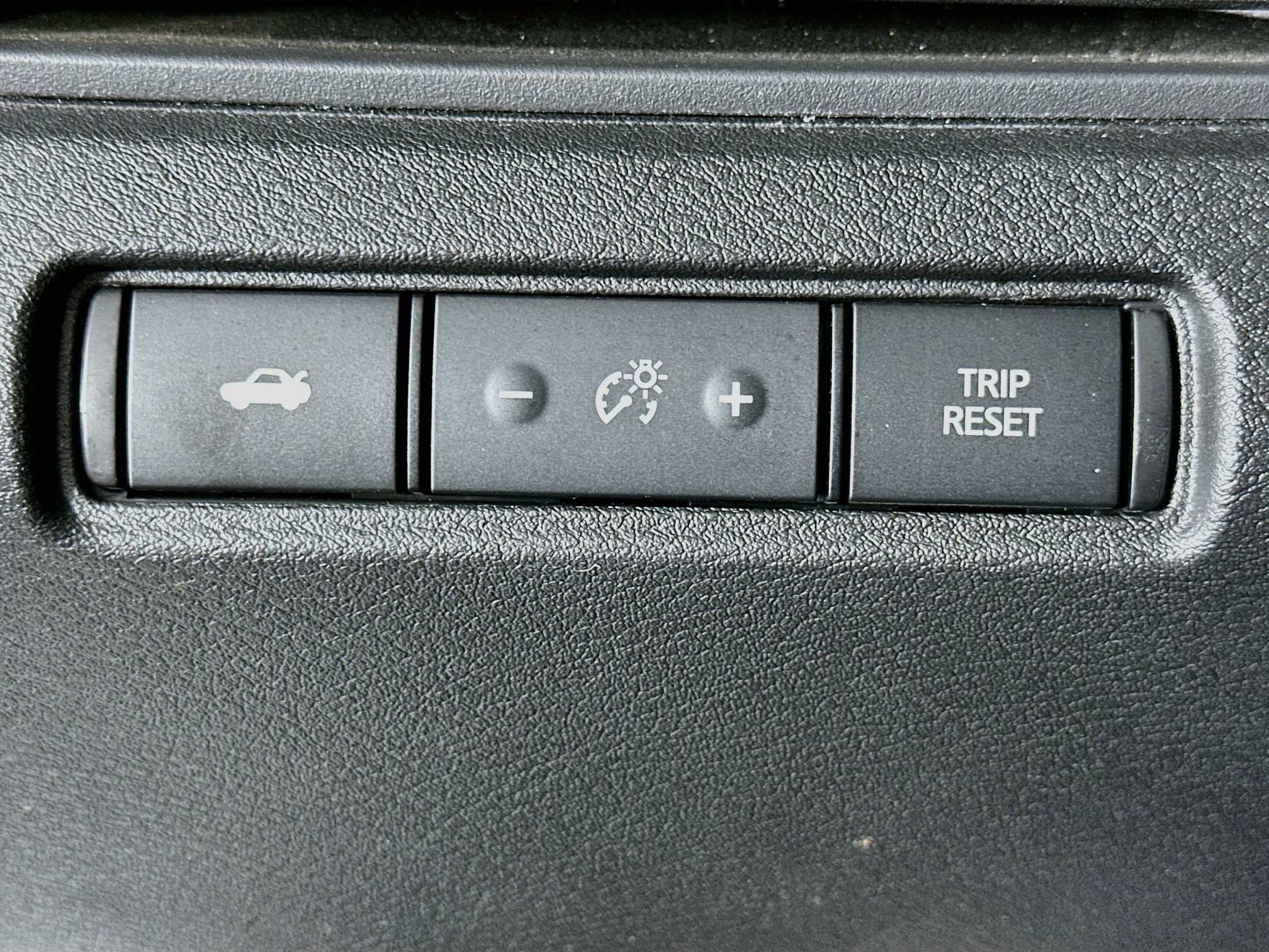 Used 2025 Nissan Altima 2.5 SR FWD image 17