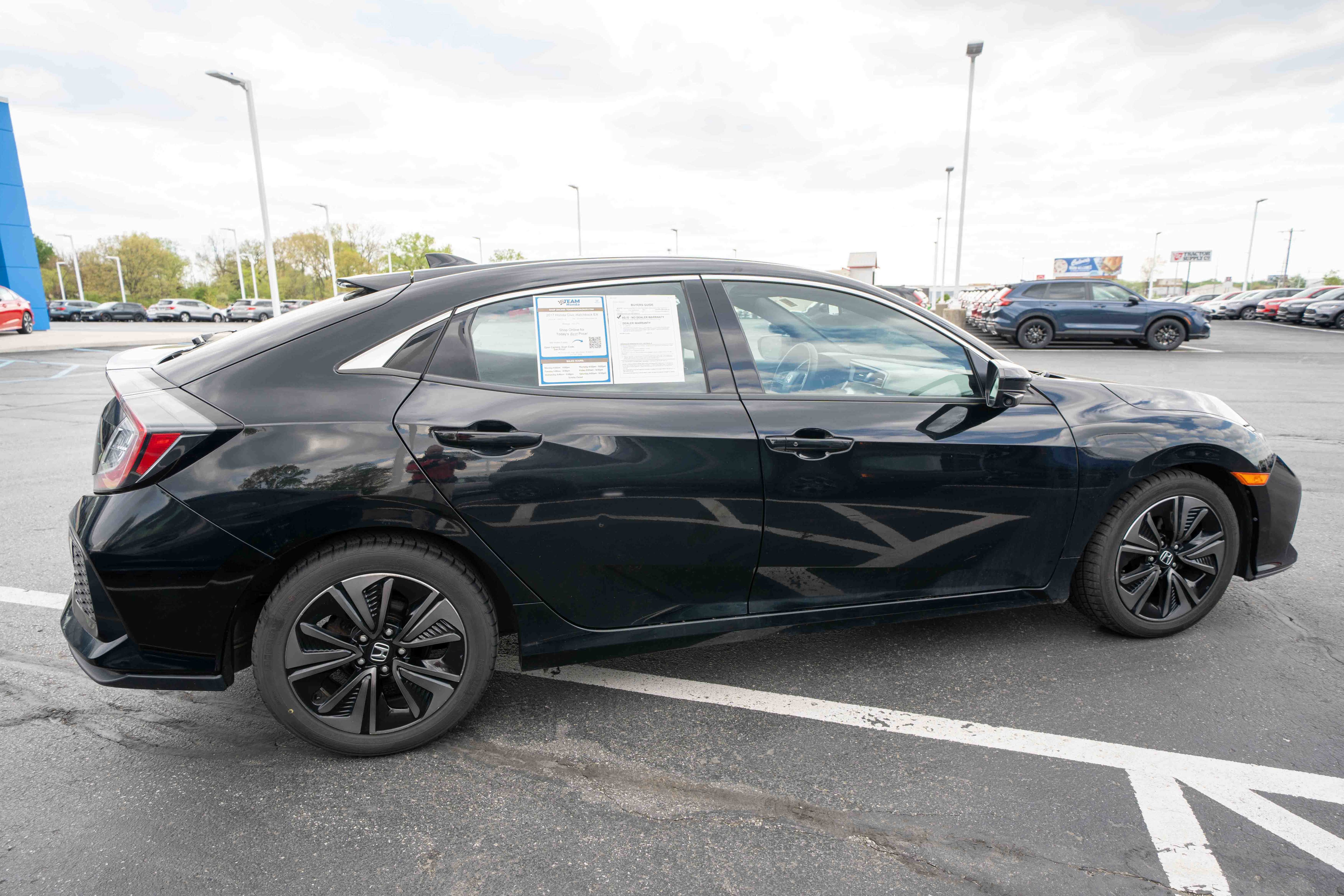 Used 2017 Honda Civic EX image 6