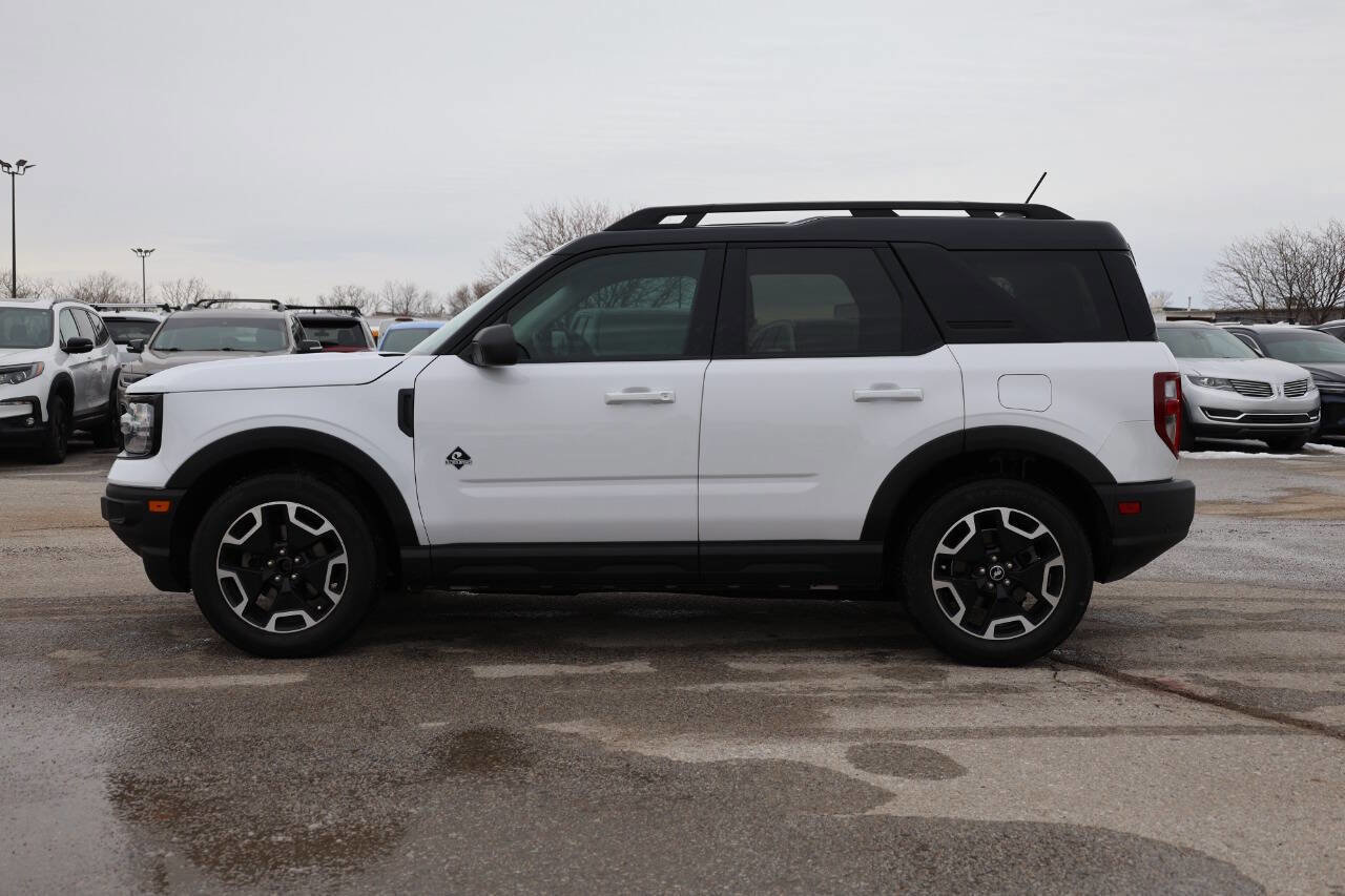 Used 2022 Ford Bronco Sport Outer Banks image 8