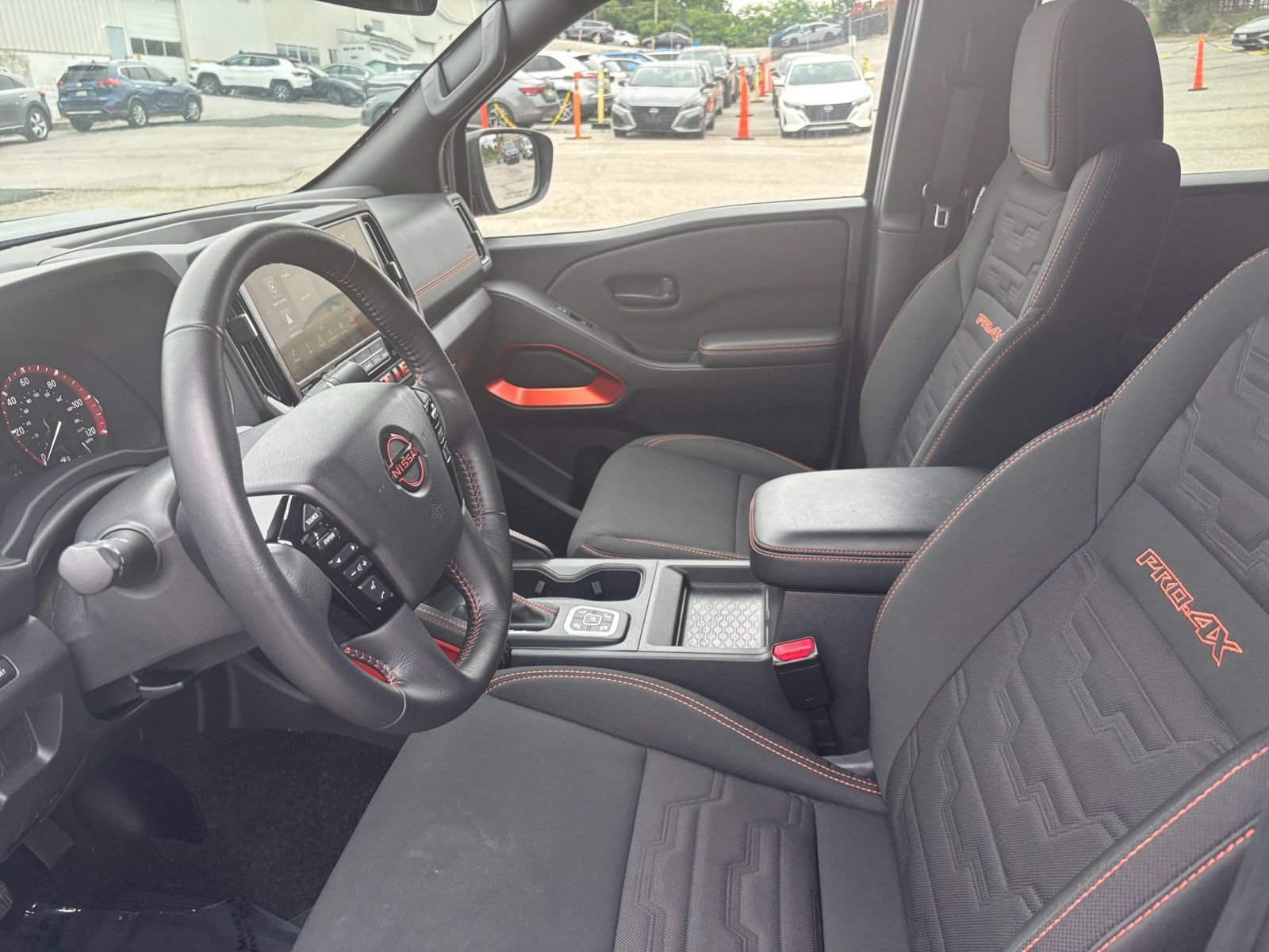 Used 2026 Nissan Frontier PRO-4X AWD/4WD image 22