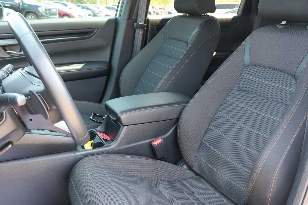 Used 2024 Honda CR-V Sport image 11