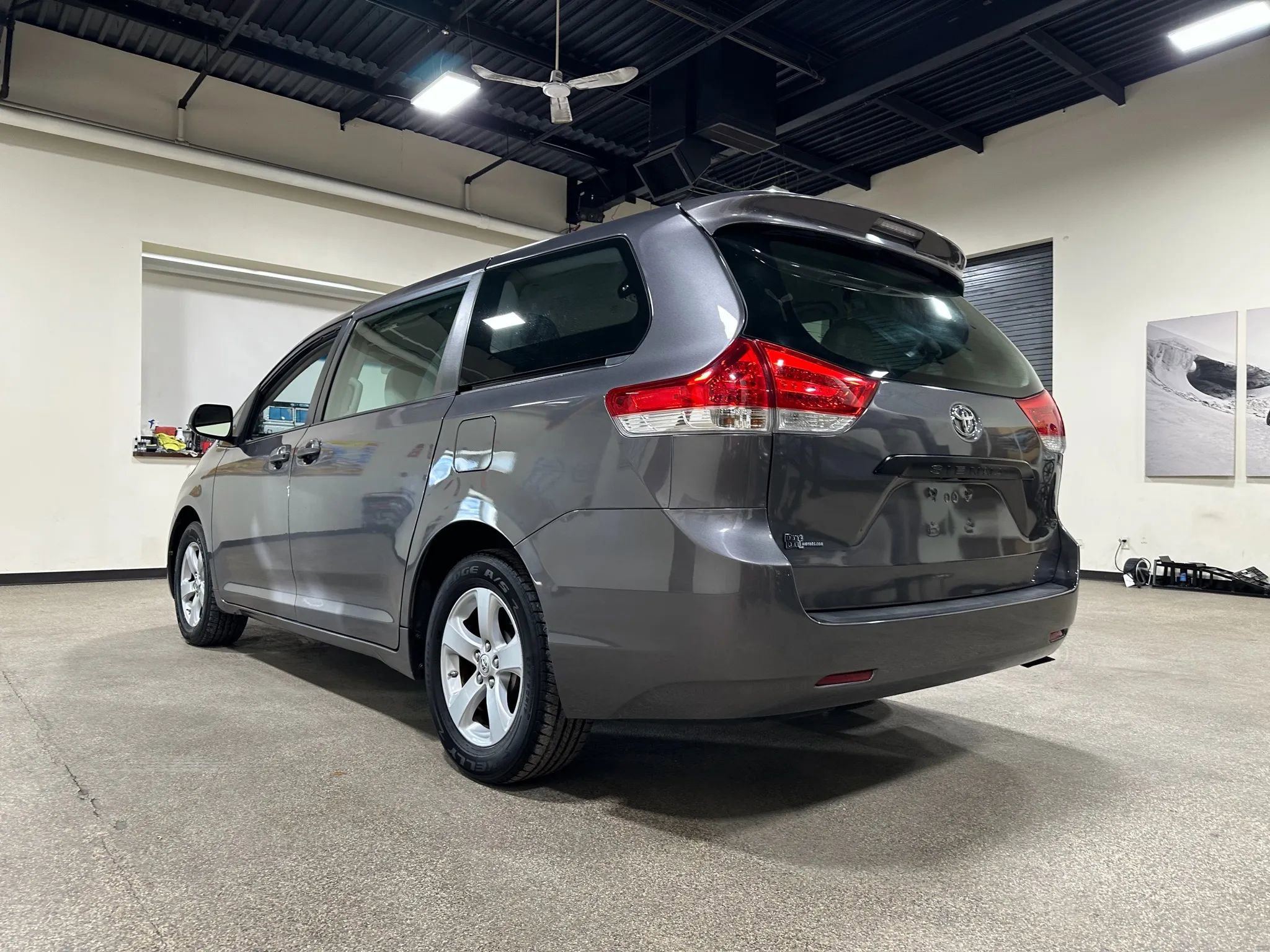 Used 2012 Toyota Sienna image 13