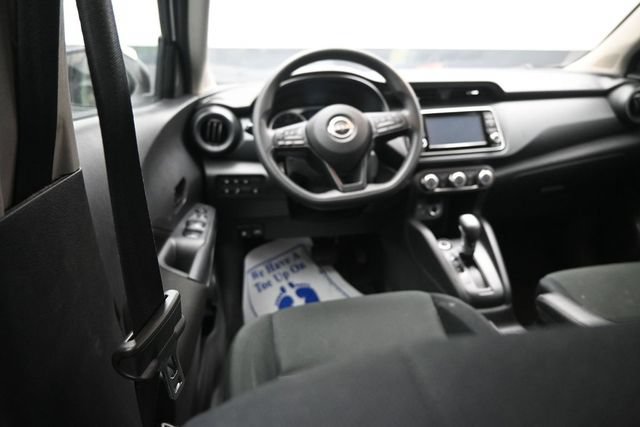Used 2024 Nissan Kicks S FWD image 19