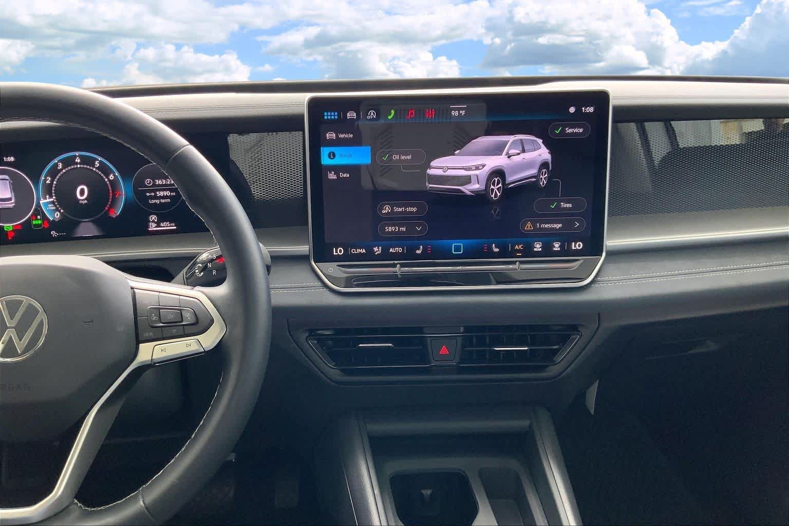 Certified 2026 Volkswagen Tiguan SE FWD image 15
