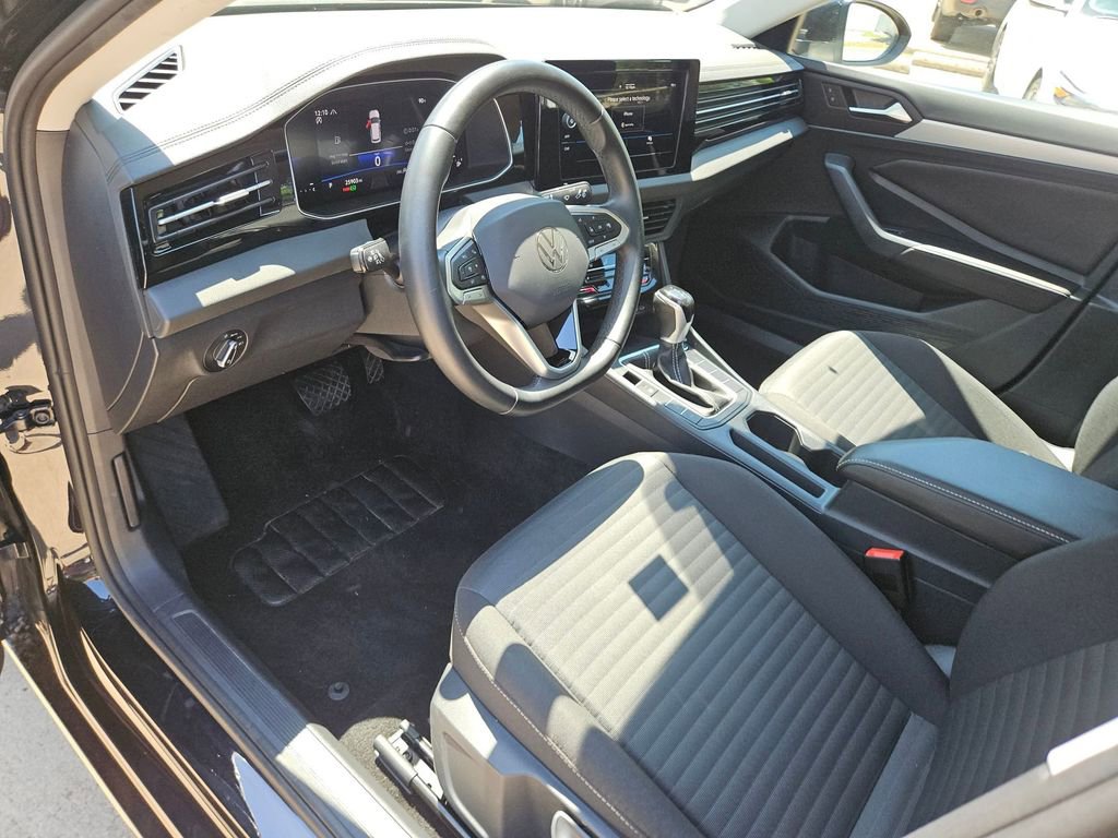 Used 2025 Volkswagen Jetta S FWD image 13