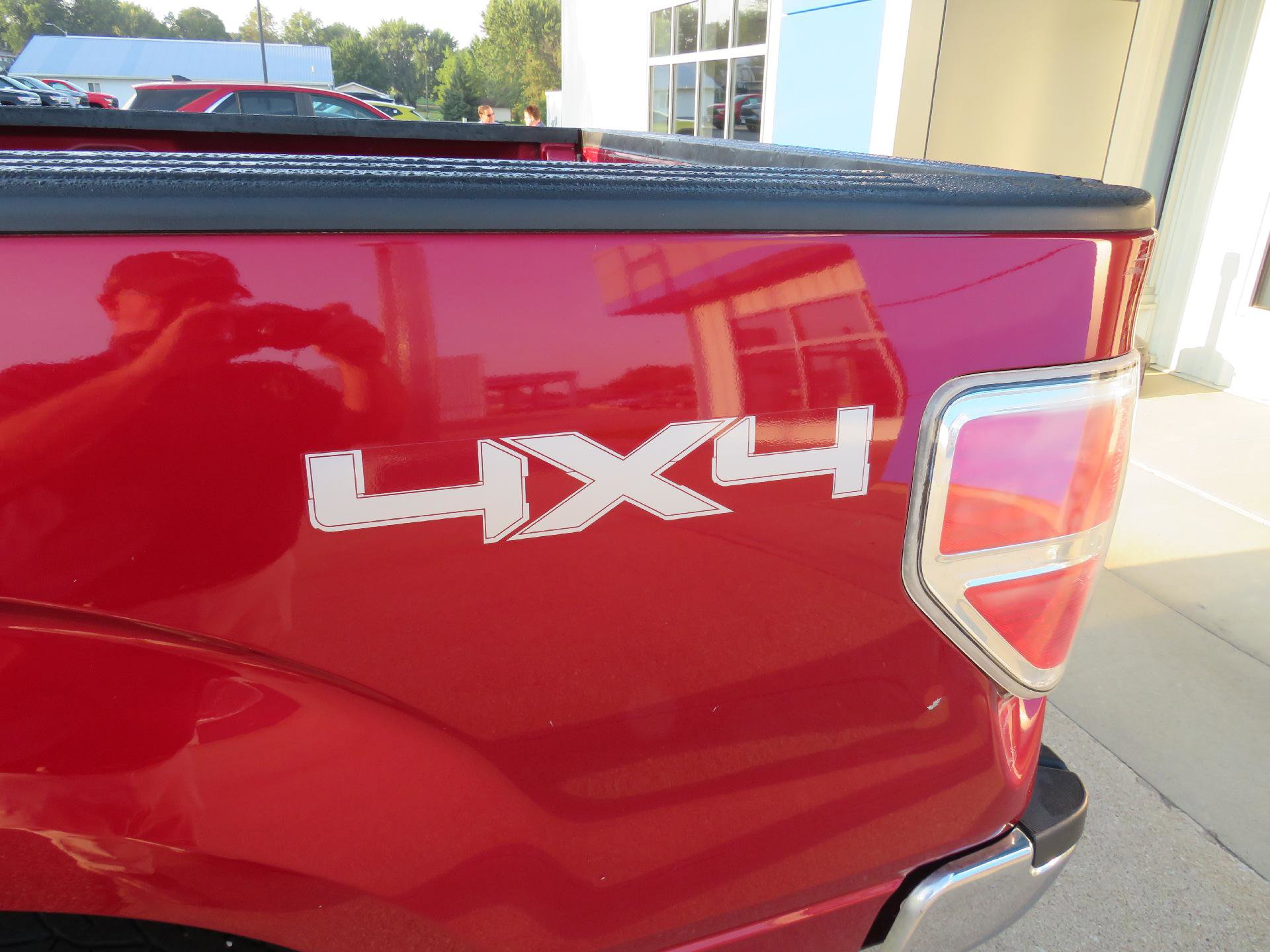 Used 2014 Ford F150 XLT w/ Equipment Group 301A Mid image 8