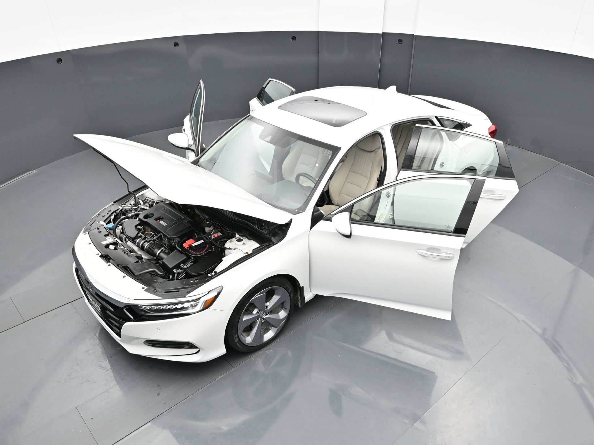 Used 2019 Honda Accord Touring image 46
