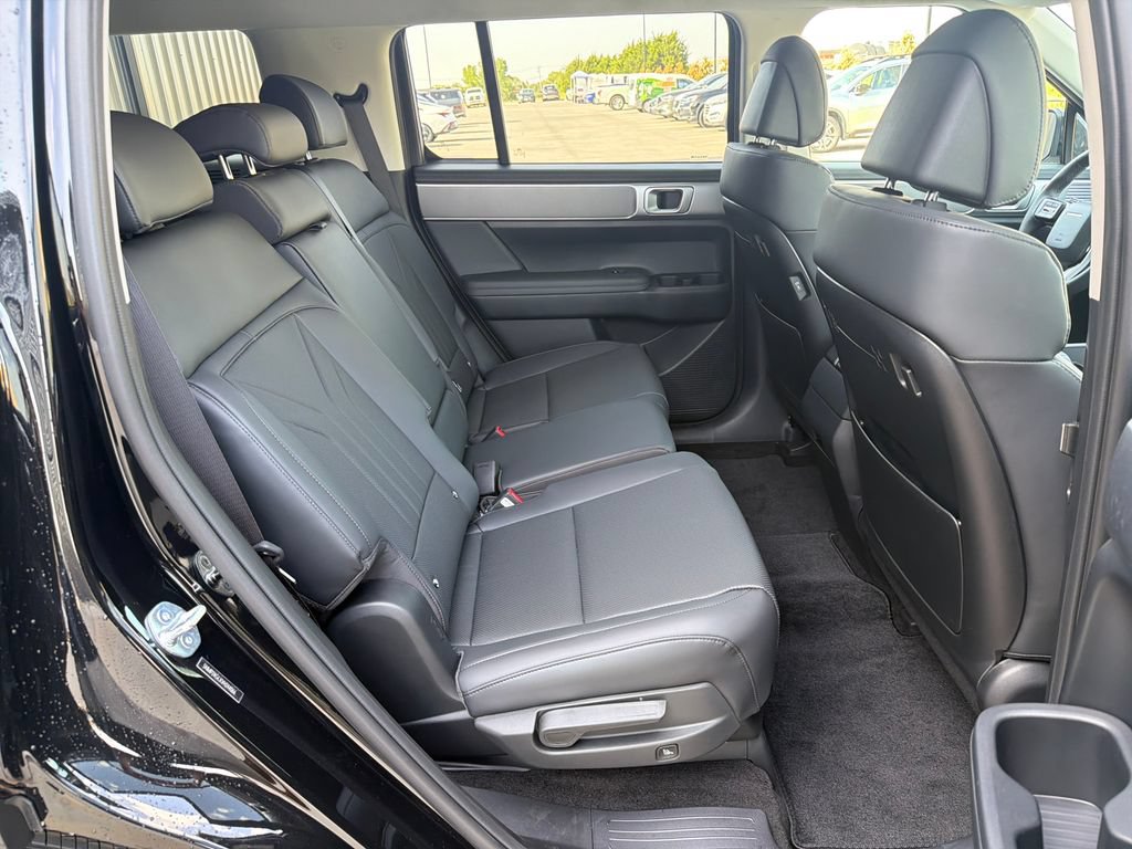 New 2027 Hyundai Santa Fe SEL w/ Tow & Go Package FWD image 34