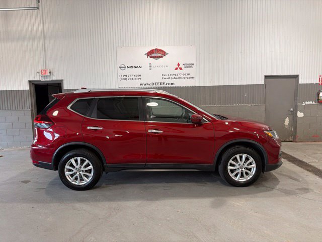 Used 2018 Nissan Rogue SV AWD/4WD image 2